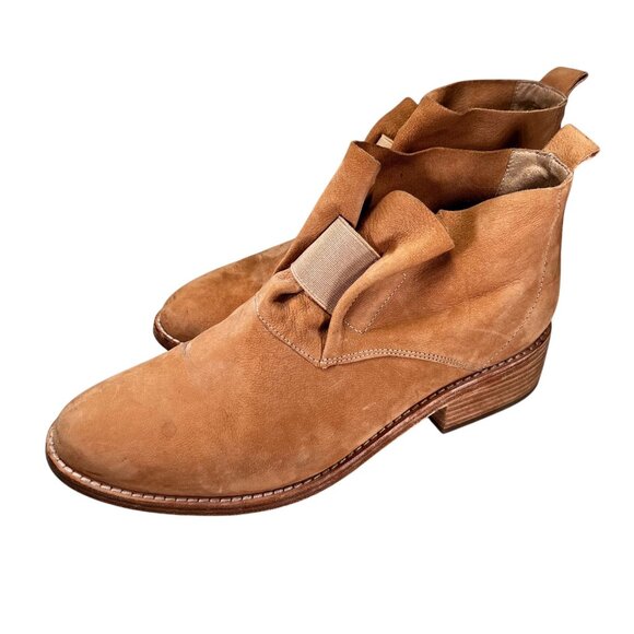 Eileen Fisher Tan Leather Ankle Boots Elastic Gore Low Block Heel Pull Tabs Sz 8 - Picture 3 of 16